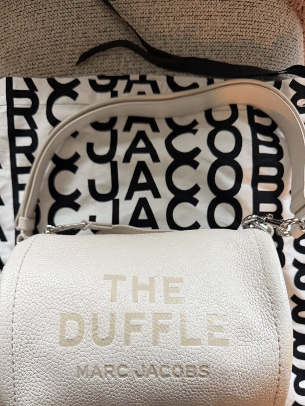 Marc Jacobs The Duffle Bag White/Cotton Leather w/dustbag